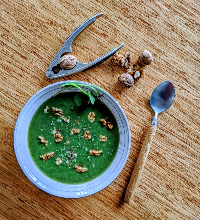 Soupe cerfeuil pourpier d'hiver